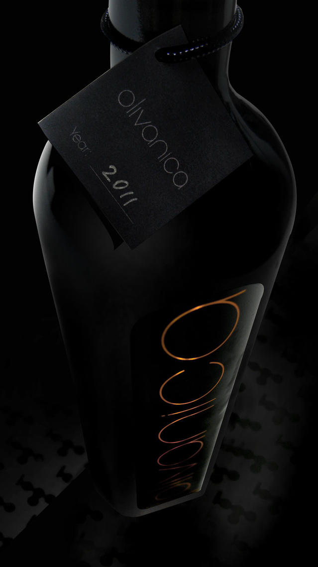 olivanica_bottle.jpg