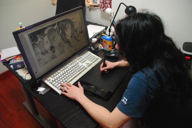 Award winning Chinese Manga Artist Talks About Wacom Intuos4 Wireless-12.jpg